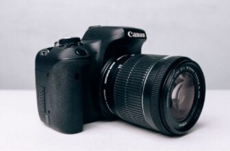 Which Camera Settings Are Best for Portraits?