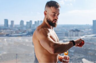 How Do I Choose the Right Smartwatch for My Workout Routine?